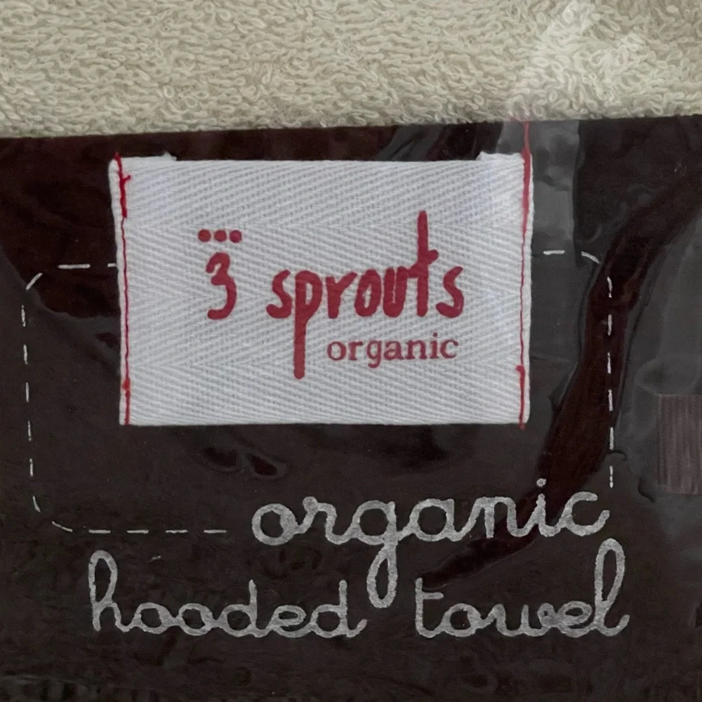NWT - 3 Sprouts Organic Hooded Gray Monkey Towel Size 31”x31”